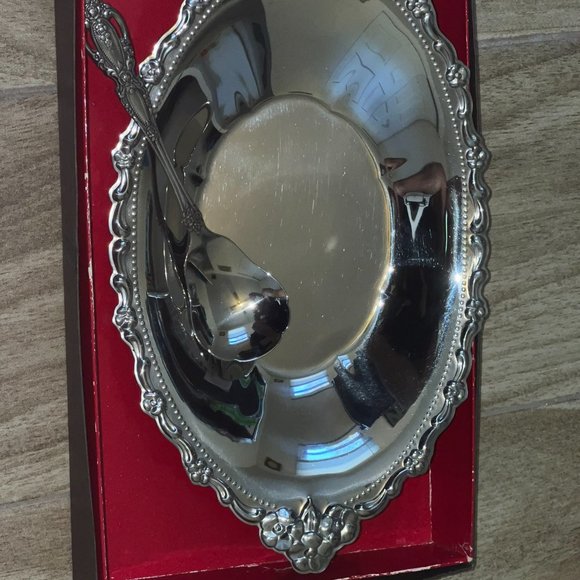 Vintage Set of Oneida Silver Plated 9.5" Oval Serving Tray Platter and Spoon USA - Picture 5 of 11